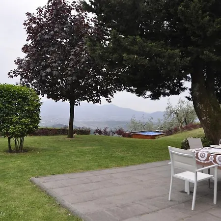 Casale Colle Belvedere Tatil Evi Lucca
