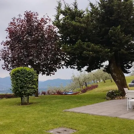 Casale Colle Belvedere *