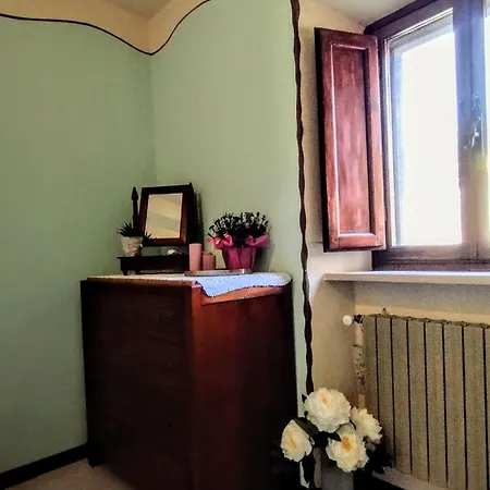 Casale Colle Belvedere * لوكا