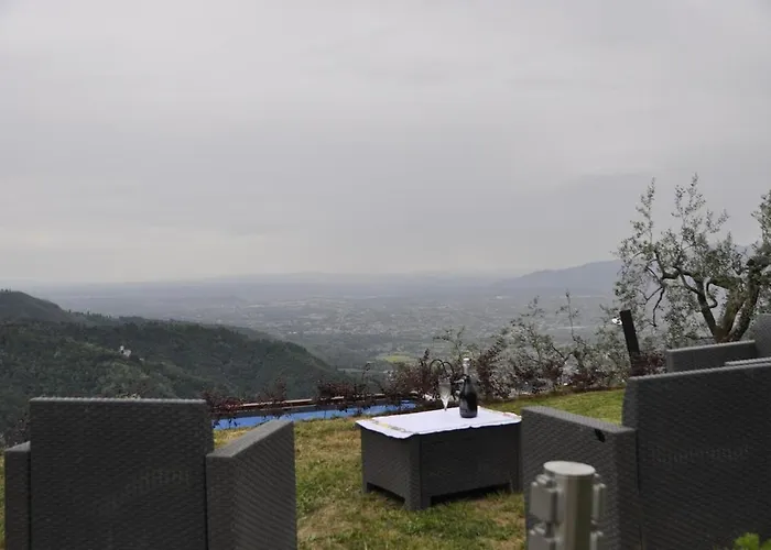 Casale Colle Belvedere 卢卡