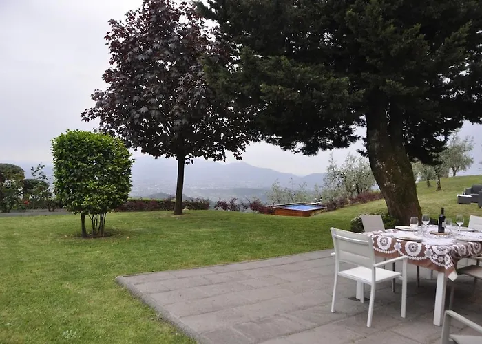 Casale Colle Belvedere 度假居 卢卡